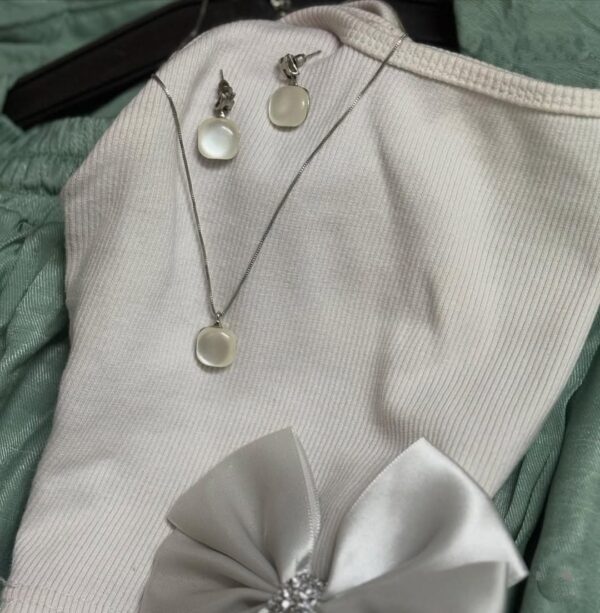 The Oyster Pearl Set