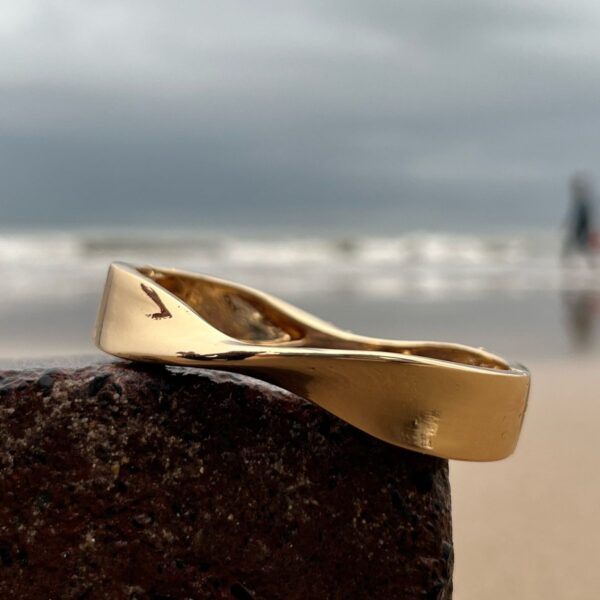Ebb Tide Sculpted Gold Ring