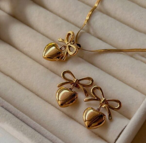 Golden Grace Bow Heart Set